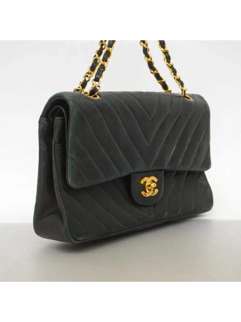 Chanel Shoulder Bag V-stitch Lambskin Black Gold